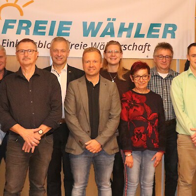 Beitragsbild Einheitsblock-FW zieht positive Zwischenbilanz – Die Stadtpolitik maßgeblich mitgestaltet – Vereinsführung in den Ämtern bestätigt